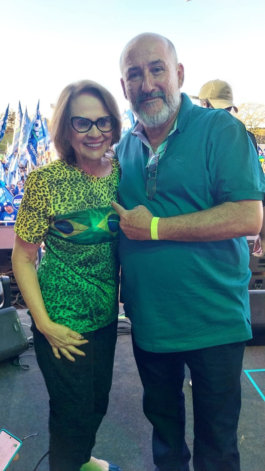 Xandão LeLeCo com a Senadora Damares Alves